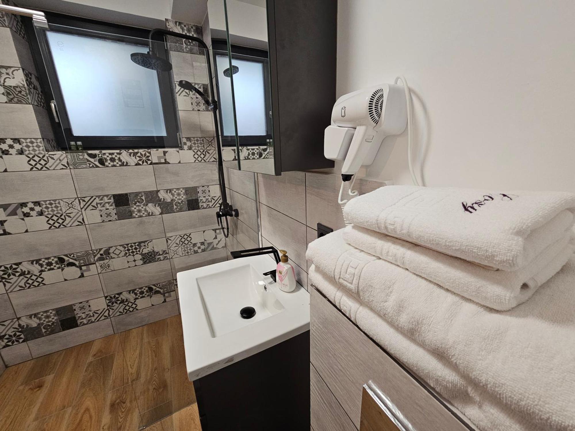 Deluxe Cozy Studios On Central M Eminescu Street #Târgu-Mureş Εξωτερικό φωτογραφία